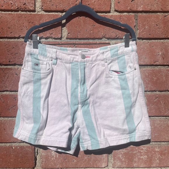 Y2K Tommy Hilfiger Denim Shorts - Picture 2 of 13